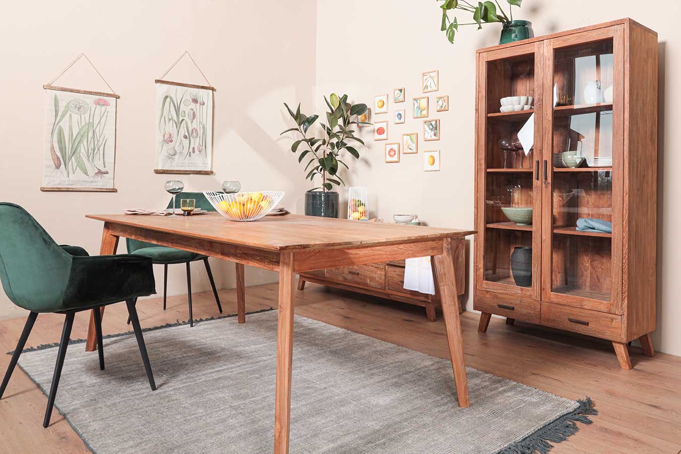 Esstisch Kylie Teak massiv 160 cm