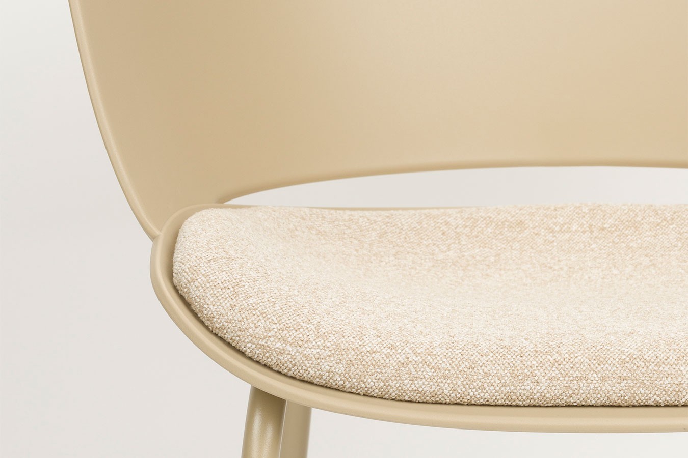 Designerstuhl Jessi Kunststoff beige