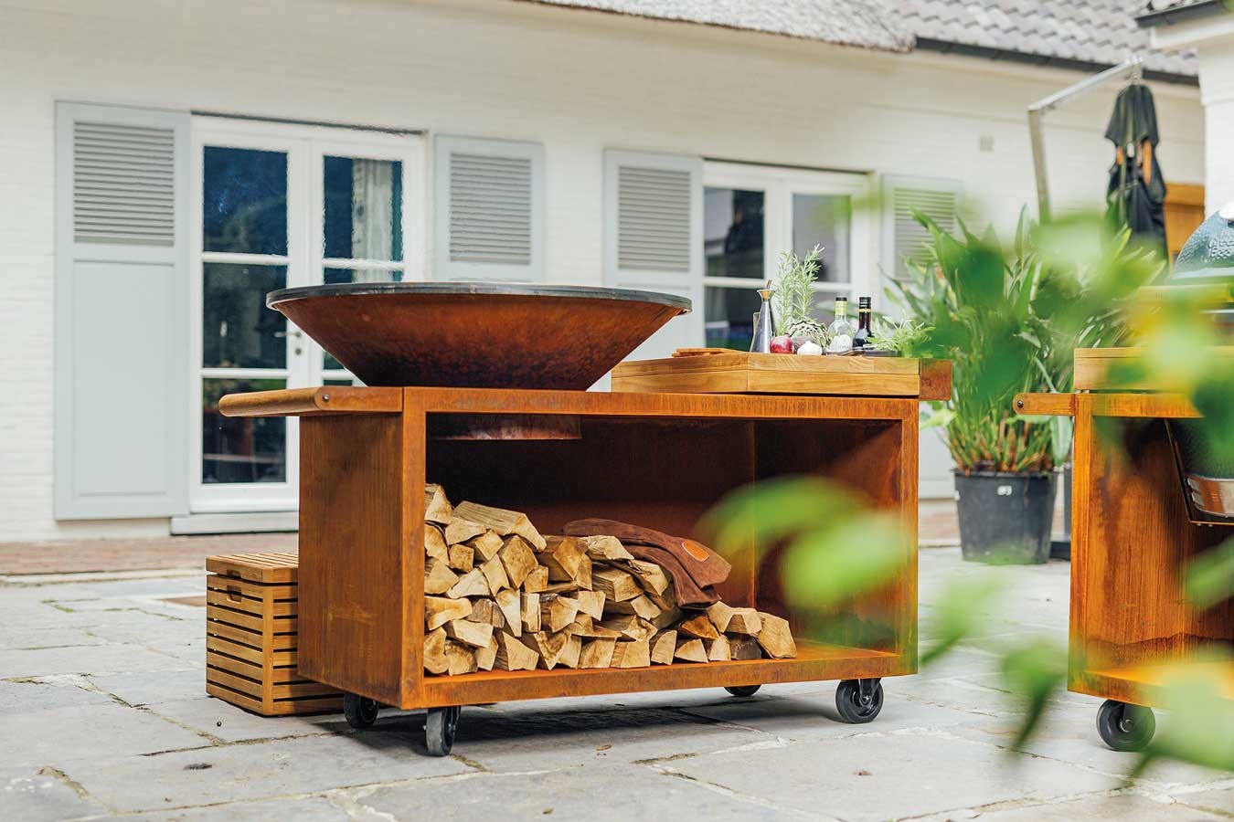 Ofyr Grill Island Corten 100 PRO Teakholz