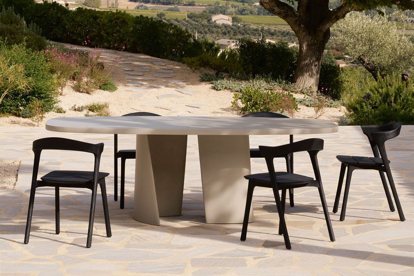Betontisch Canyon hellgrau 230*115 cm