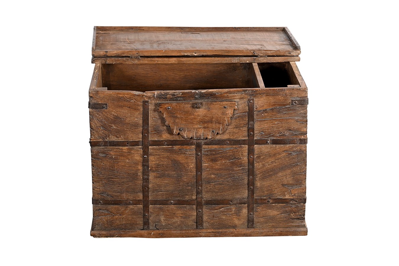 Truhe Vintage natur