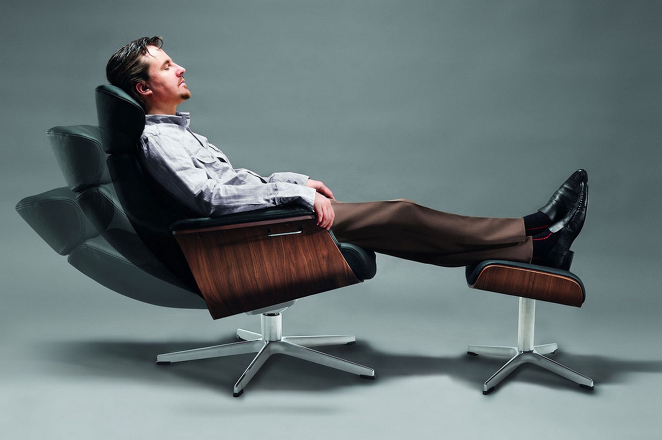 Designer Drehsessel Timeout Leder schwarz