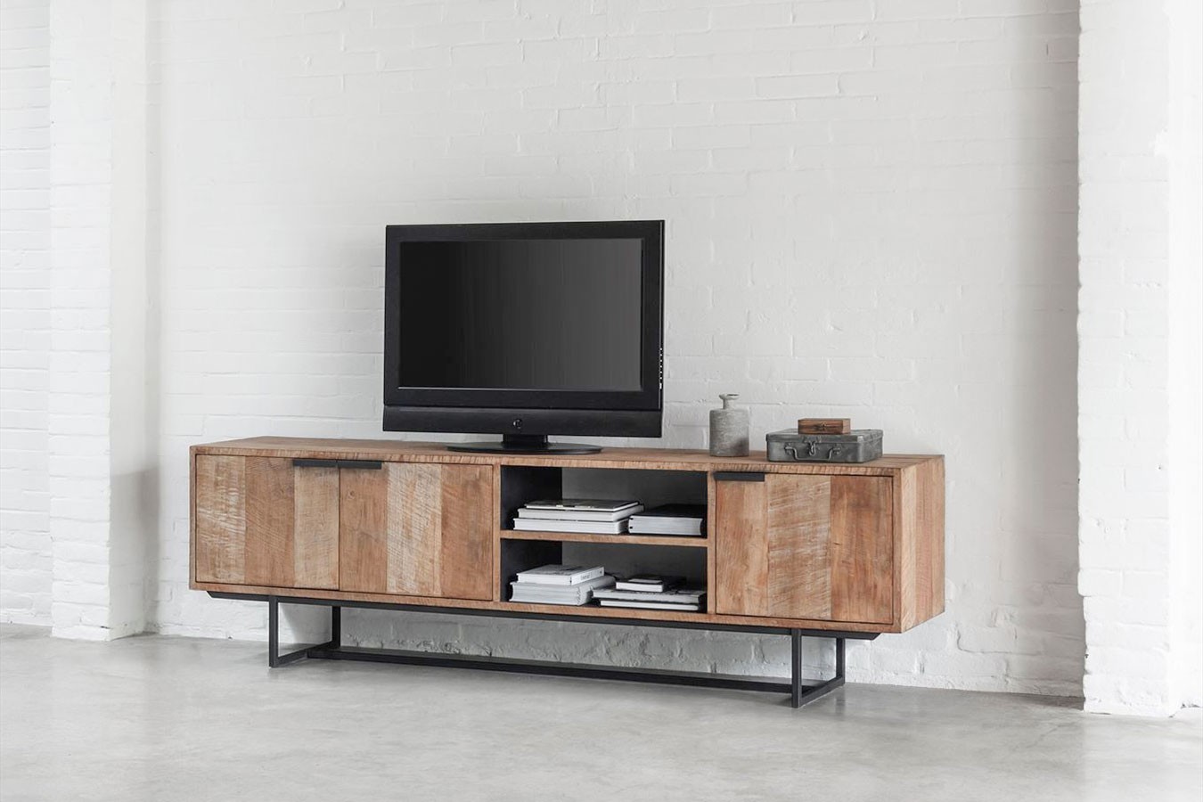 TV-Board Odeon Teak natur B 200 cm