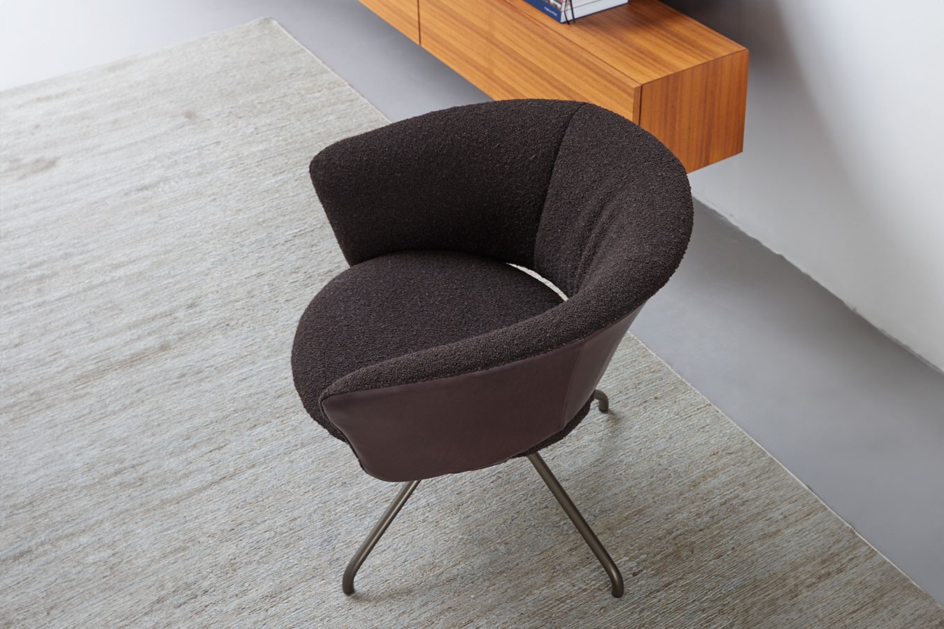 Drehstuhl Lola Stoff Leder olive