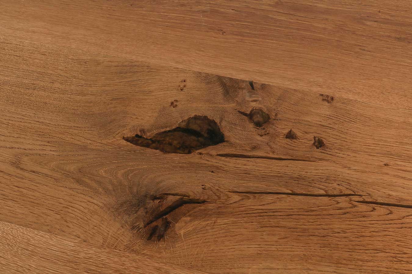 Tisch Ben schweizer Kante D 140 cm