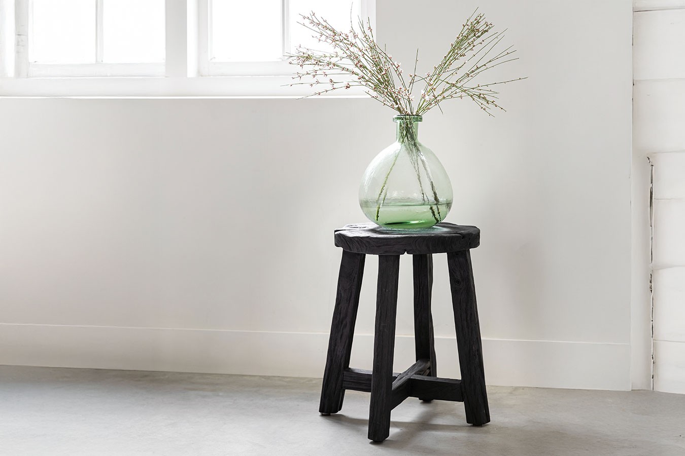Hocker Gio recycletes Teakholz schwarz