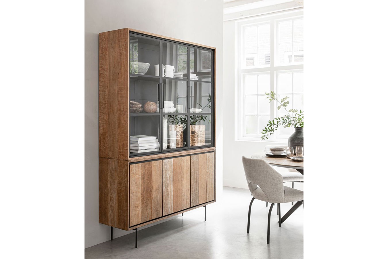 Vitrinenschrank Metropole Teak B 140 cm