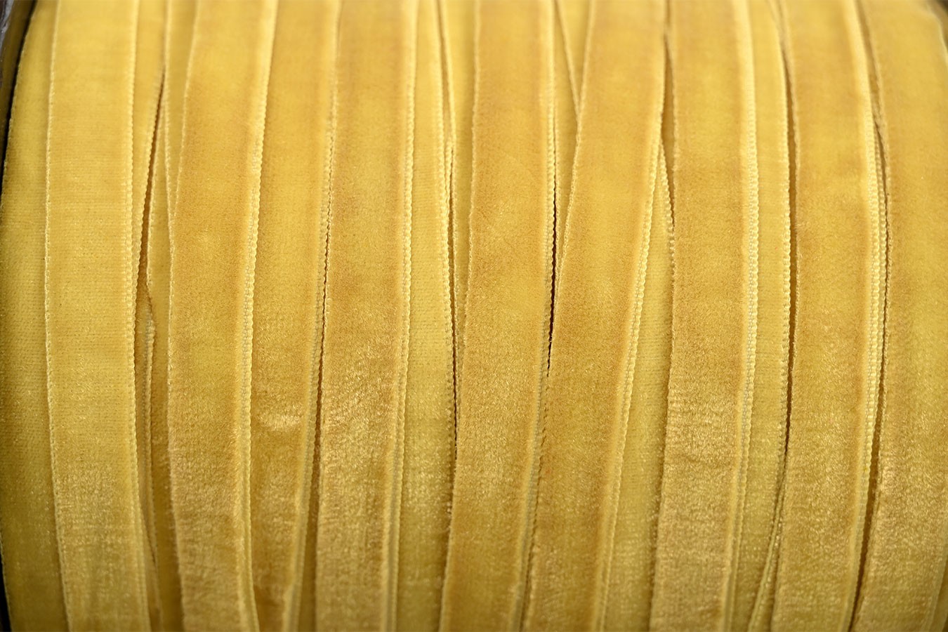 Velvet-Samt Band Ribbons 100m gelb