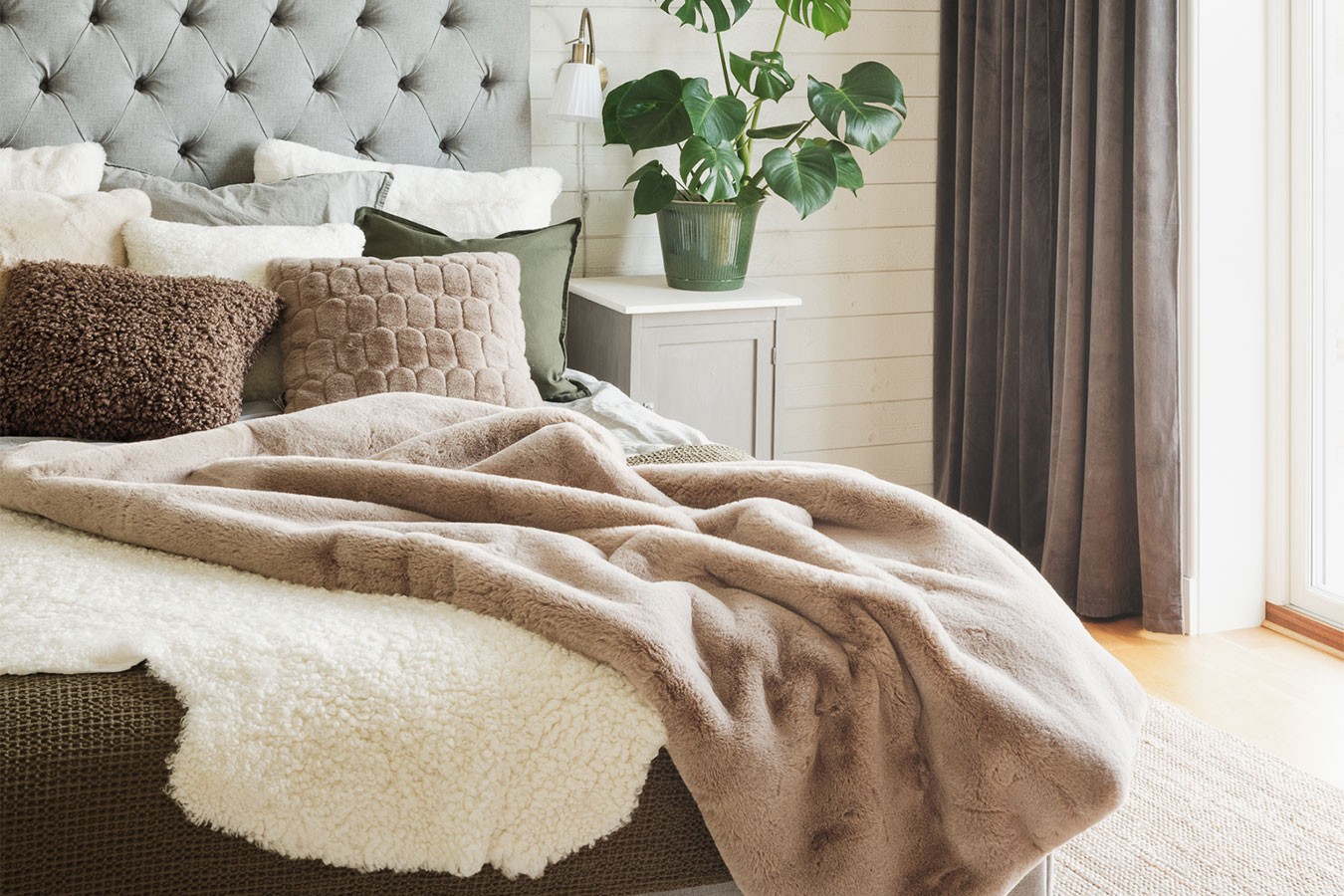 Decke Fluffy taupe 120 x 180 cm