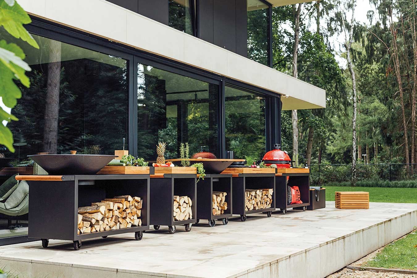 Ofyr Grill Island  Black 100 PRO Teakholz