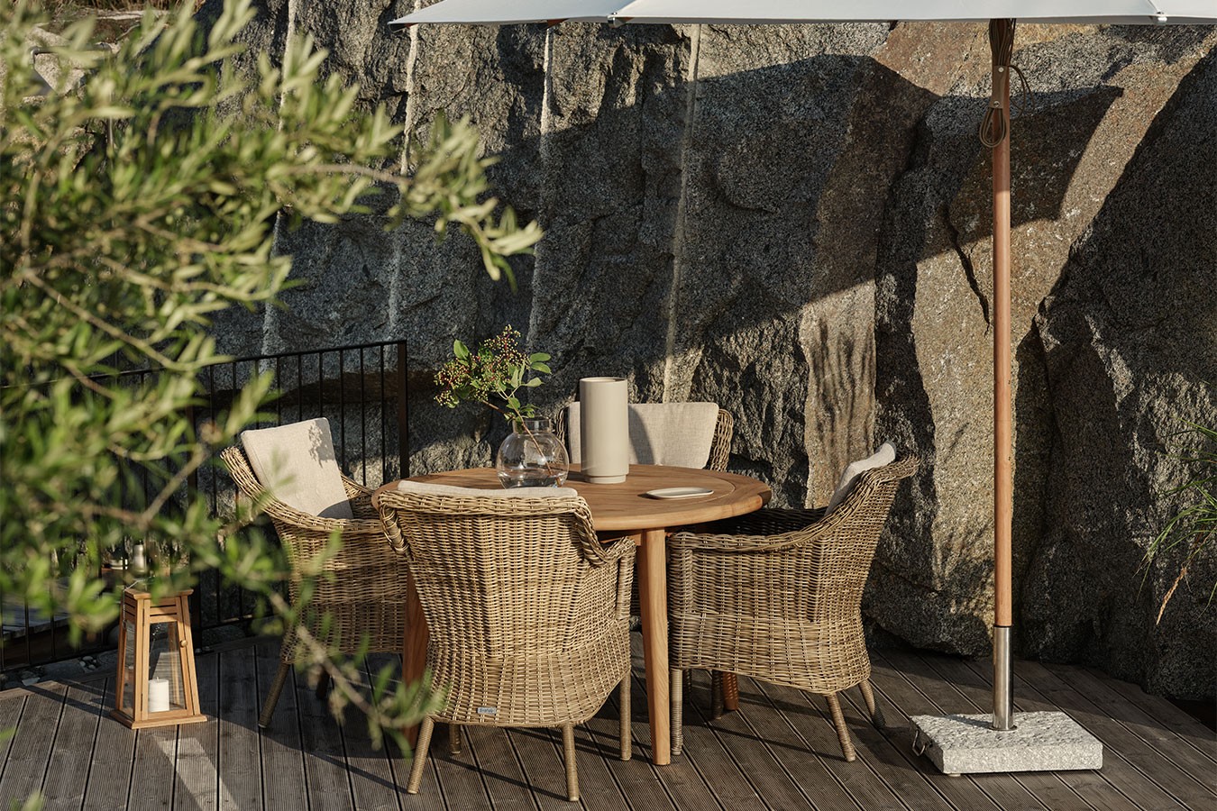 Armlehnstuhl Lenora Rattan natur
