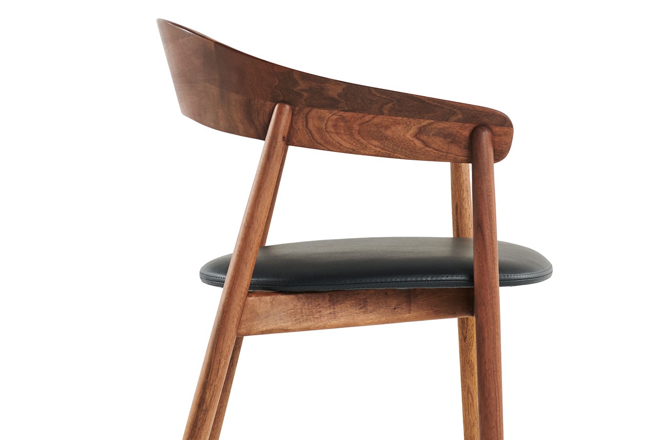 Designerstuhl Unaj mit Arm Nussbaum