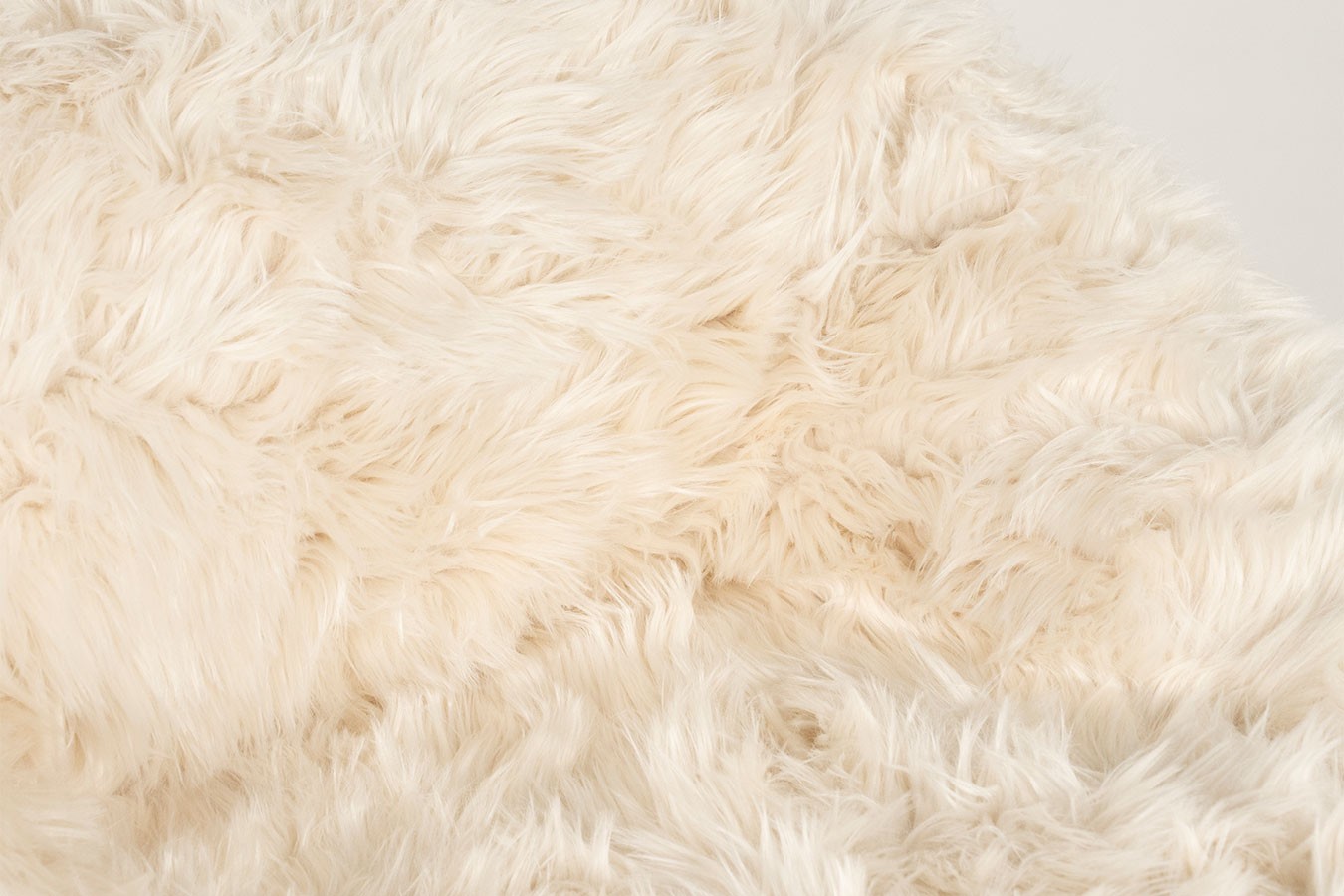 Sitzsack Snuzzle Kunstfell weiss