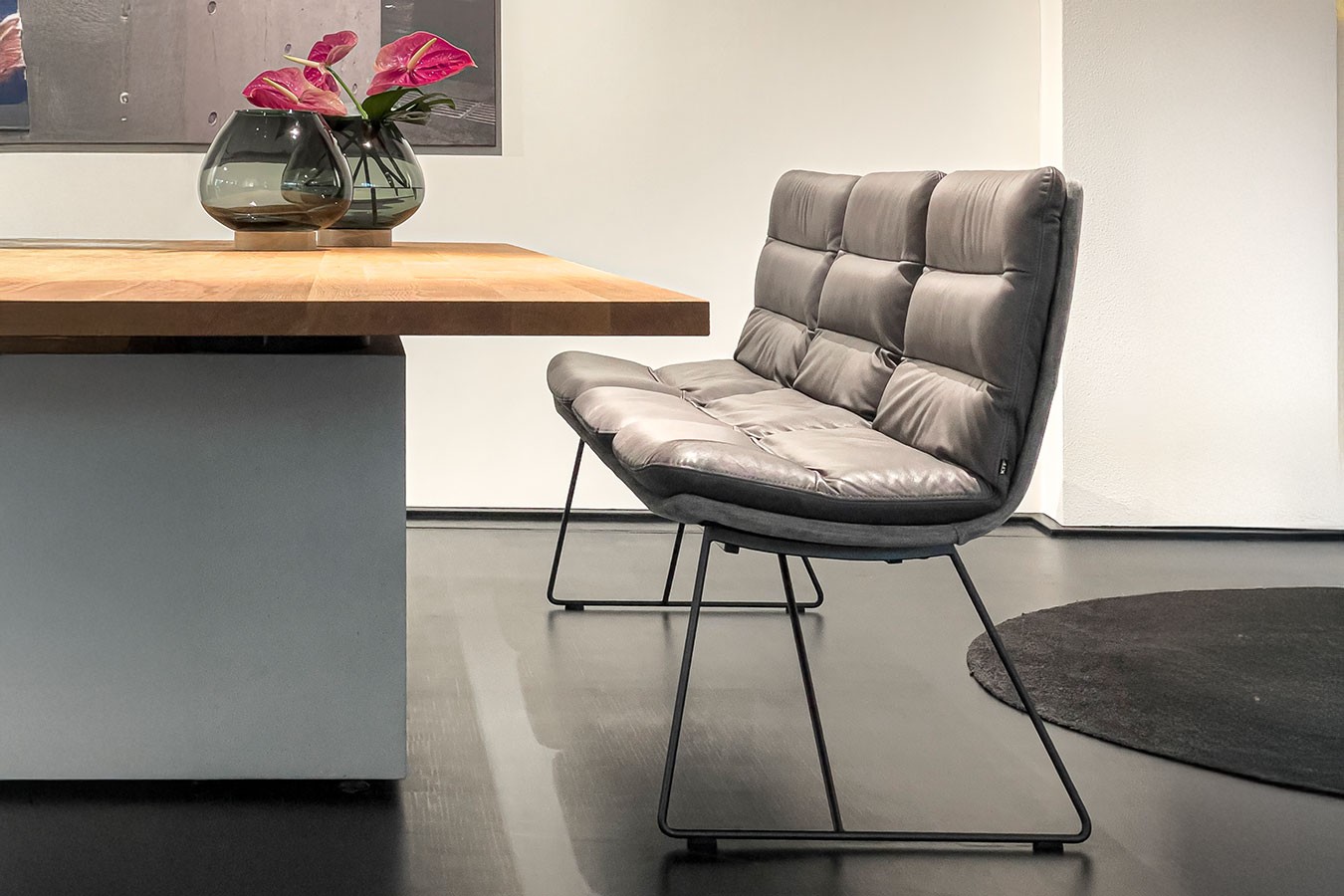 Bank Arva 3-Sitzer Stoff-Leder grau