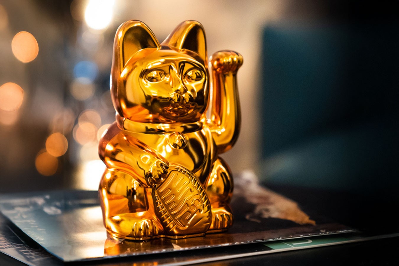 Winkekatze Lucky Cat shiny kupfer