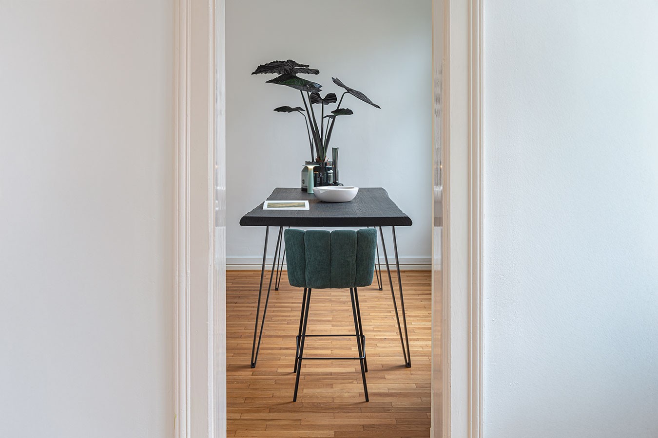 Thekenhocker Gaia Leder blau schmal