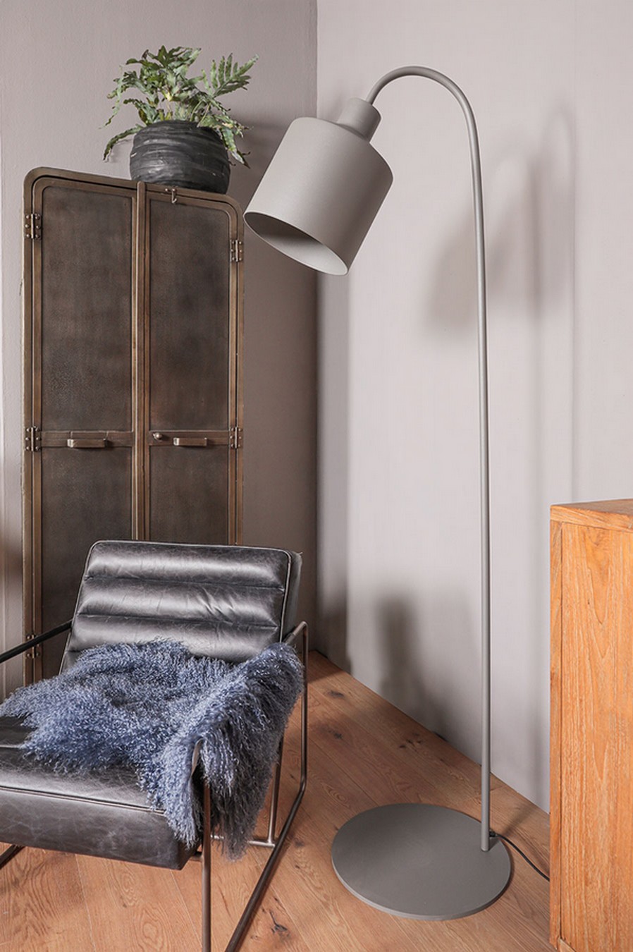 Stehlampe Boris XXL grau