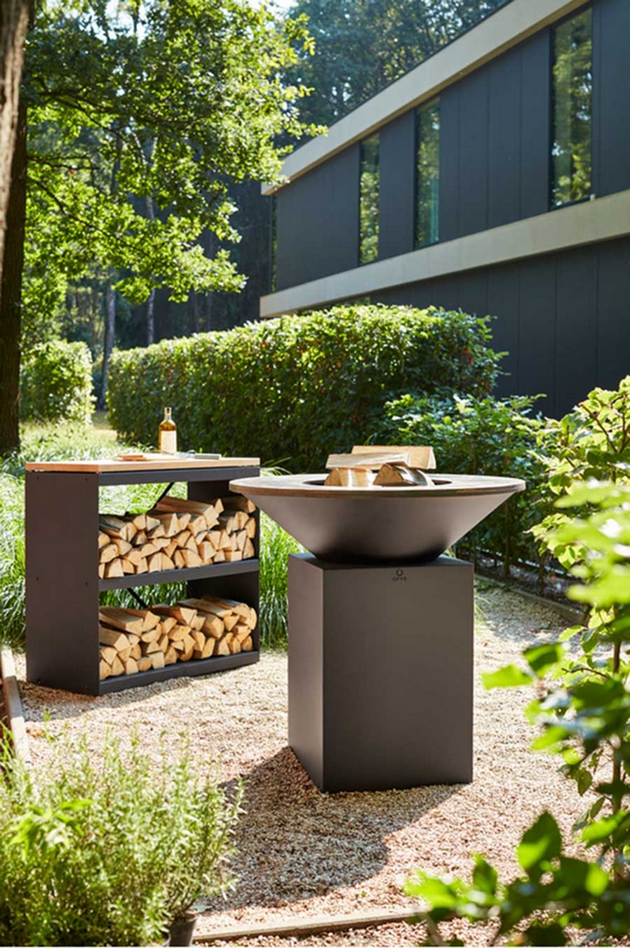 Ofyr Wood Storage Regal Black Dressoir niedrig