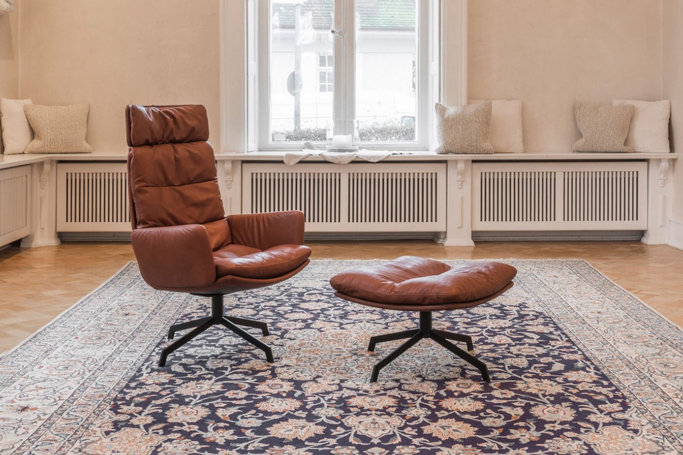 Loungesessel Arva mit Kopfstütze Leder braun