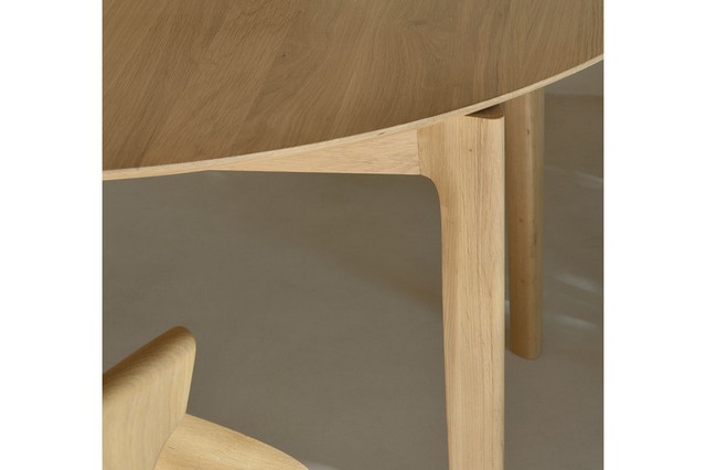 Ausziehtisch Bok Eiche natur rund D 129 > 179 cm