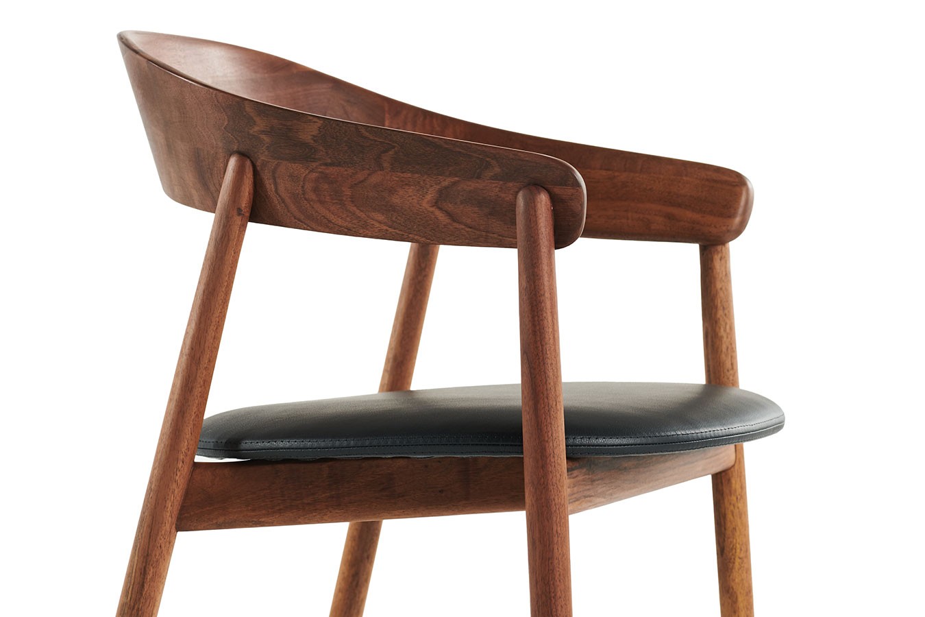 Designerstuhl Unaj mit Arm Nussbaum