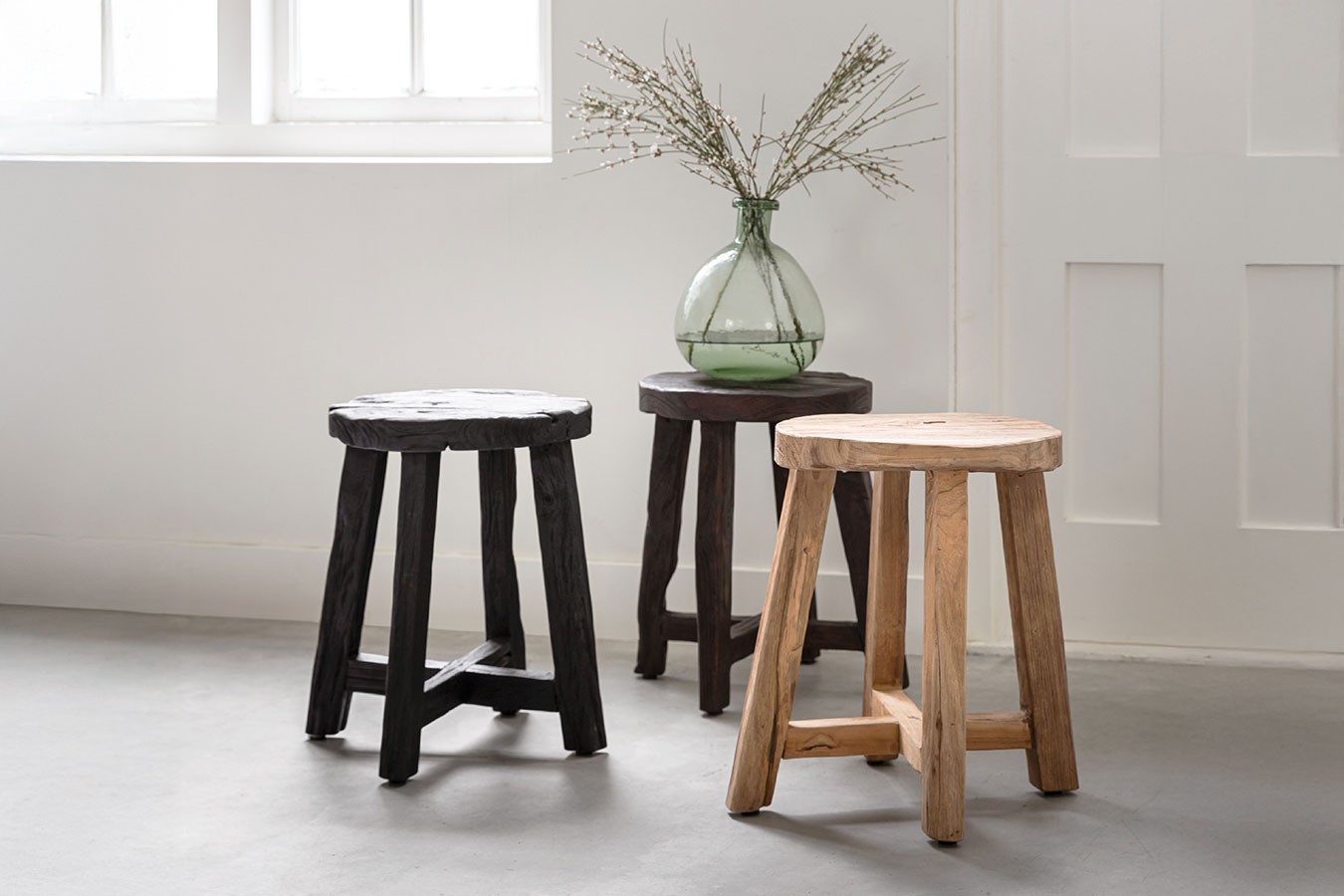 Hocker Gio recycletes Teakholz schwarz