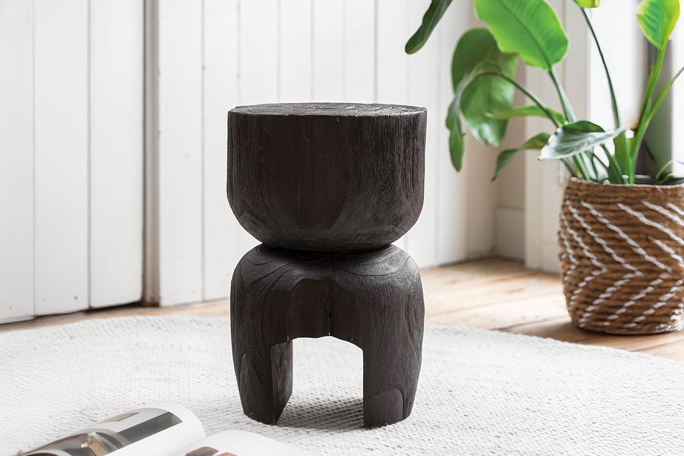 Beisteller Amber recycletes Teakholz schwarz