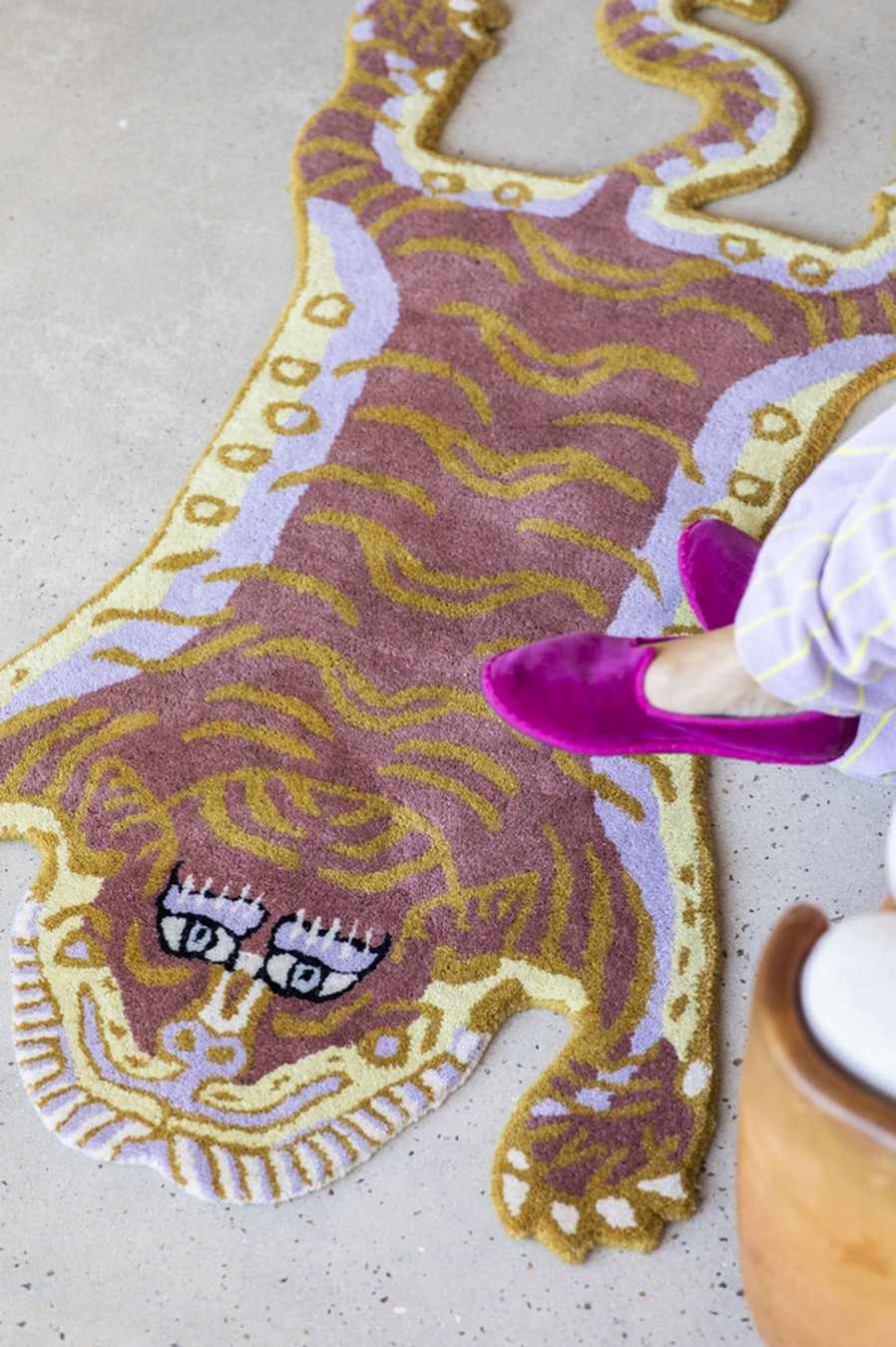 Teppich Tigerin hellbraun rosa