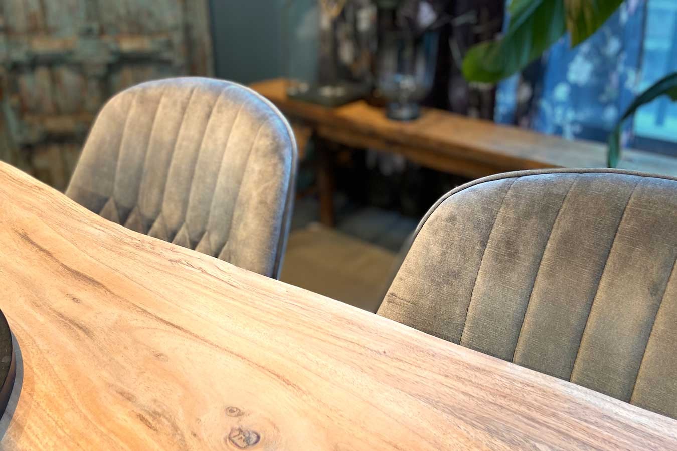 Stuhl JUL Samt Vintage grau