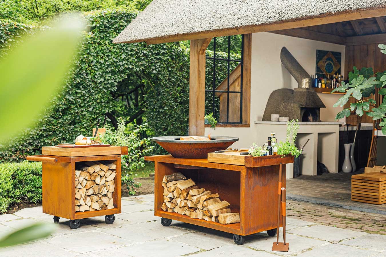Ofyr Grill Island Corten 100 PRO Teakholz