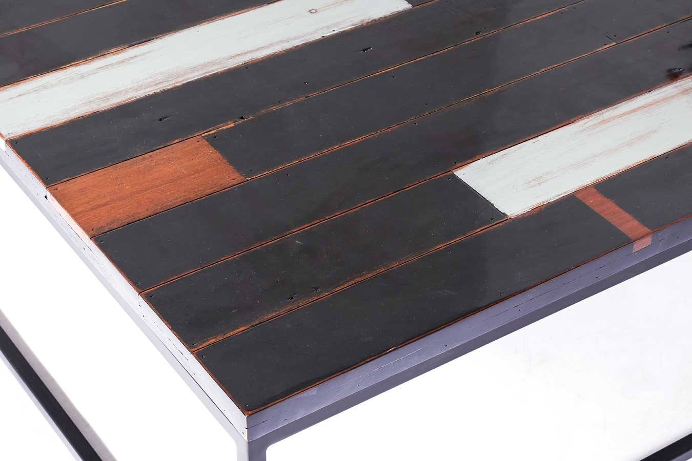 Couchtisch Chimney schwarz lackiert quadratisch