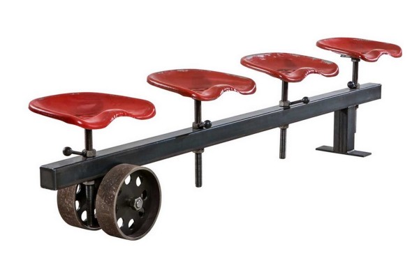 Sitzbank Stahl mit 4 Traktorsitzen rot b 230 cm