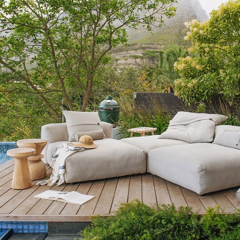 media/image/loungesofa-outdoor-daslagerhaus-living.jpg